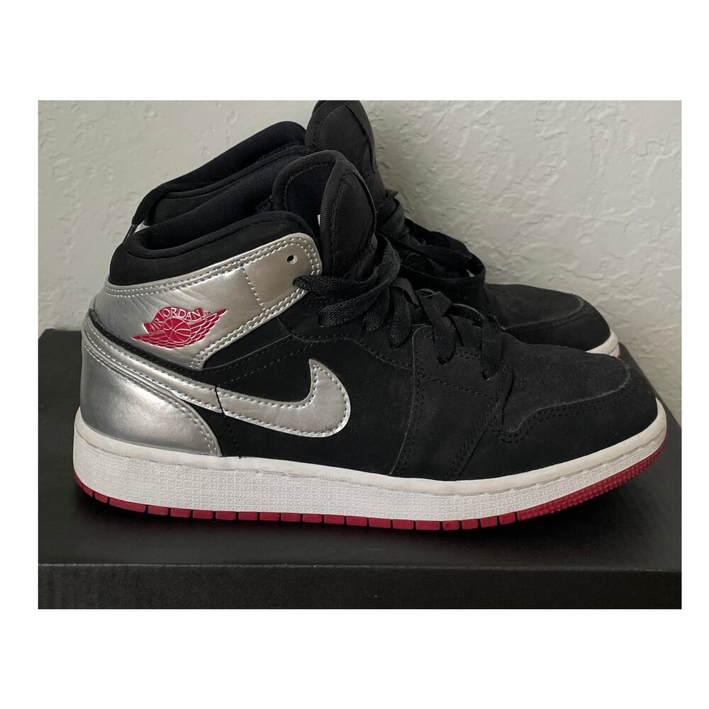 Nike Air Jordan 1 Mid Johnny Kilroy Black Red Silver Youth 4.5